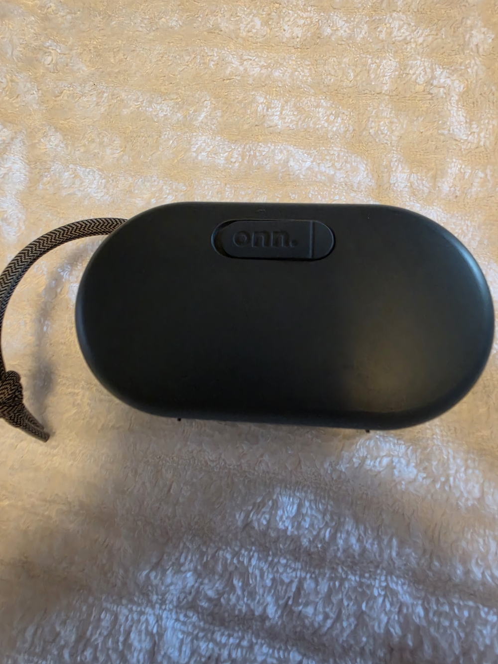 Portable Bluetooth Speaker in Purple with Carry Strap - Picture 3 of 5
